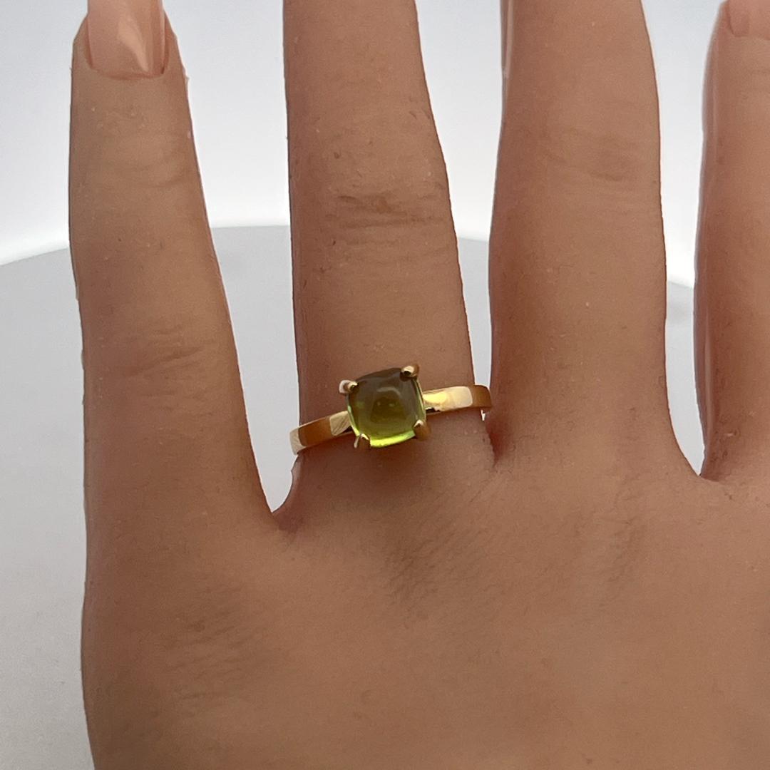 Tiffany & Co 18K Yellow Gold Engagement Ring with 7.2x6.8mm Peridot Size 7.75