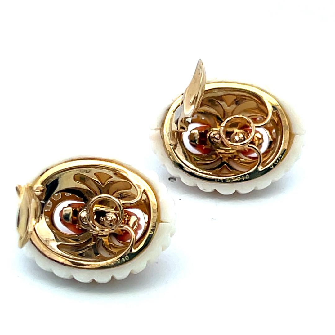 Van Cleef & Arpels 18K Yellow Gold Clip On Earrings with Coral 1.6ct Diamonds
