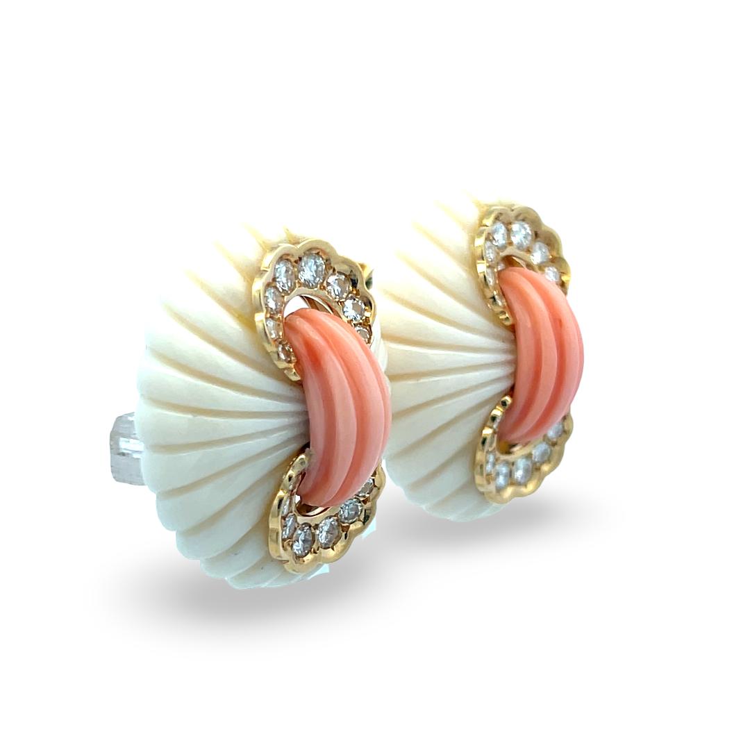 Van Cleef & Arpels 18K Yellow Gold Clip On Earrings with Coral 1.6ct Diamonds