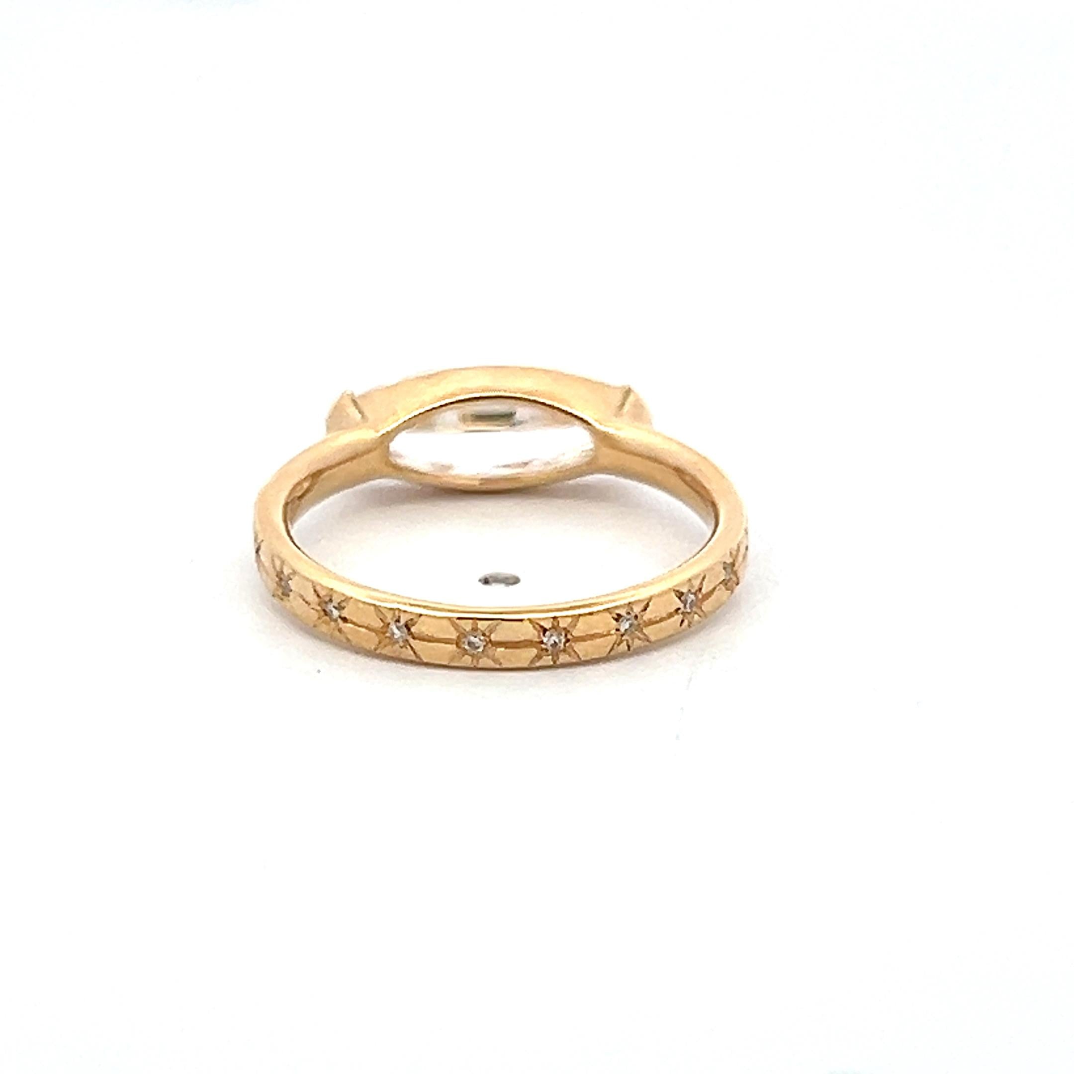18K Yellow Gold Engagement Ring with 1.12ct Oval & Round Diamonds G VS1 GIA