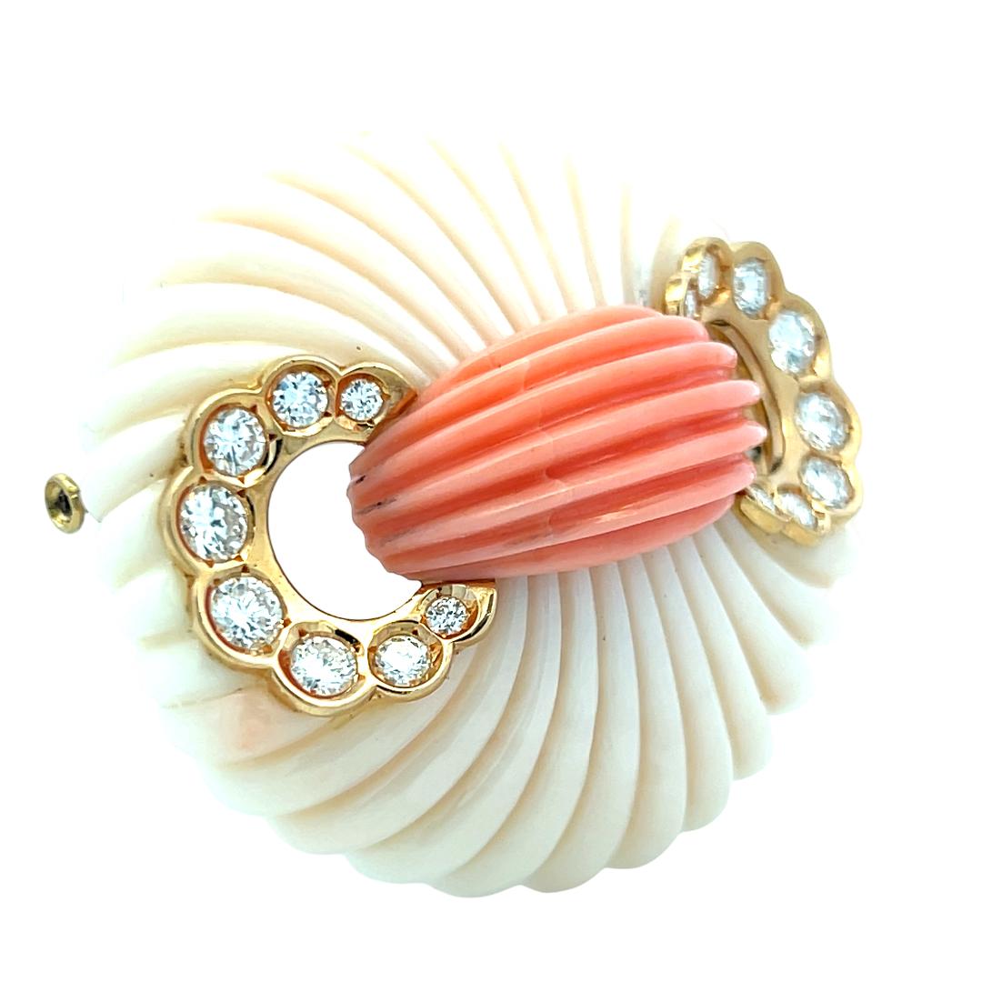 Van Cleef & Arpels 18K Yellow Gold Pin Brooch with Coral and 1.6ct Diamonds