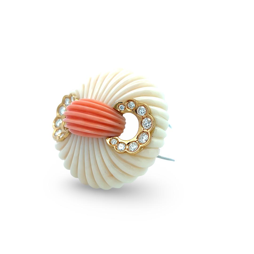 Van Cleef & Arpels 18K Yellow Gold Pin Brooch with Coral and 1.6ct Diamonds