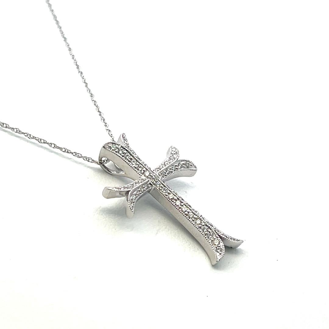 14K White Gold Cross Pendant Necklace 0.26 Carat Round G VS Diamonds 18 Inch