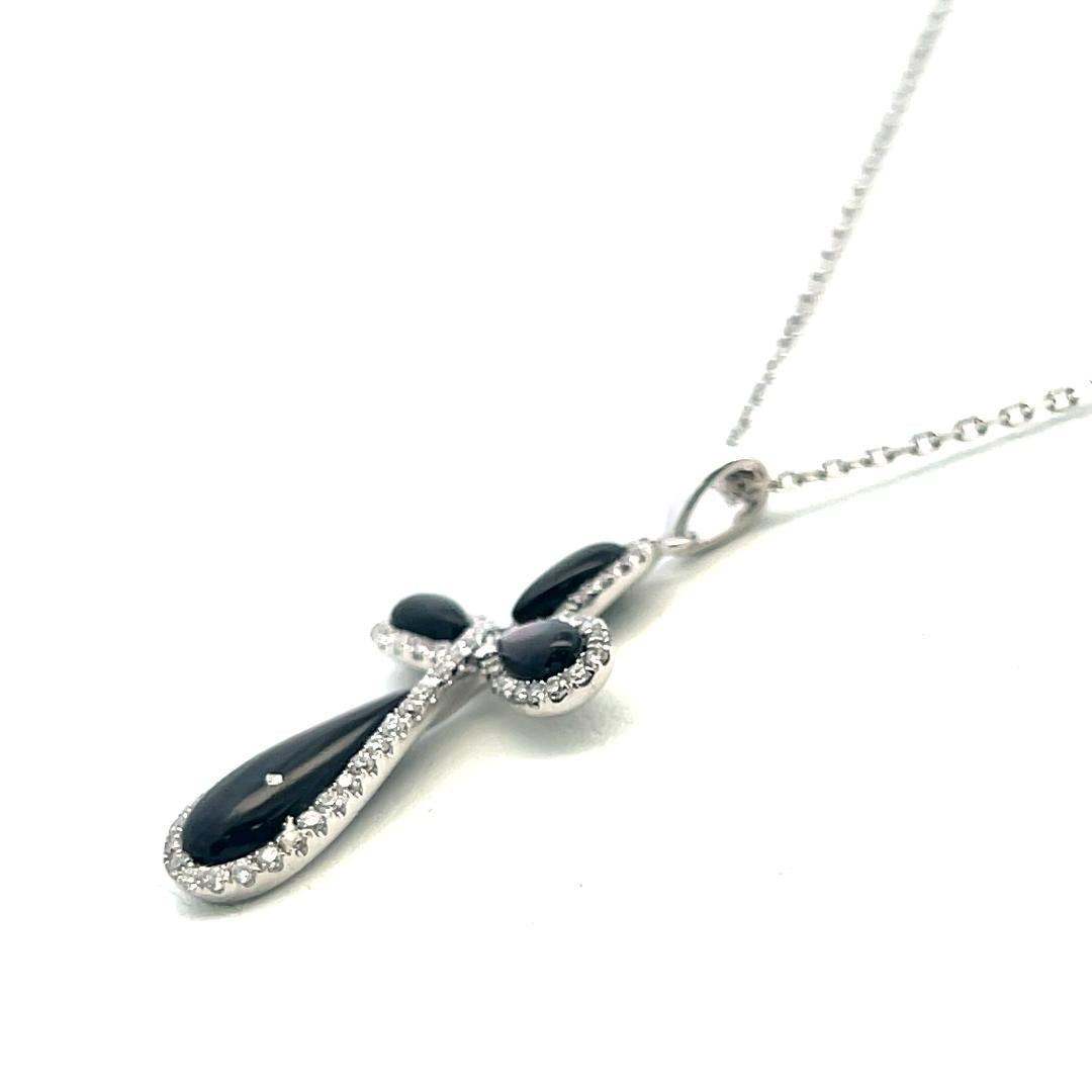14K White Gold Cross Pendant Necklace 0.34 Carat Round G VS Diamonds 18 Inch