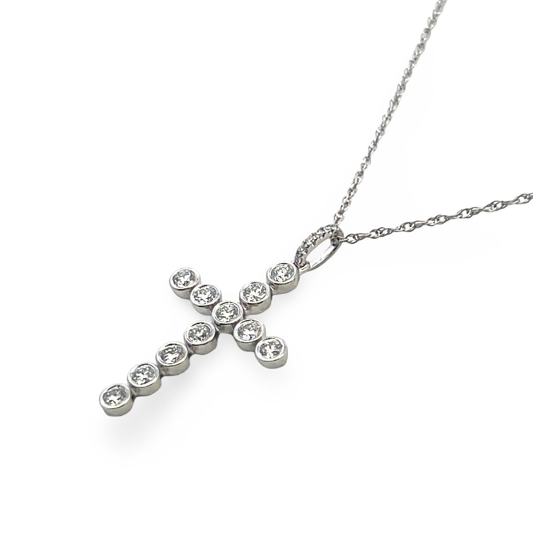 14K White Gold Cross Pendant Necklace 0.62 Carat Round G VS Diamonds 18 Inch