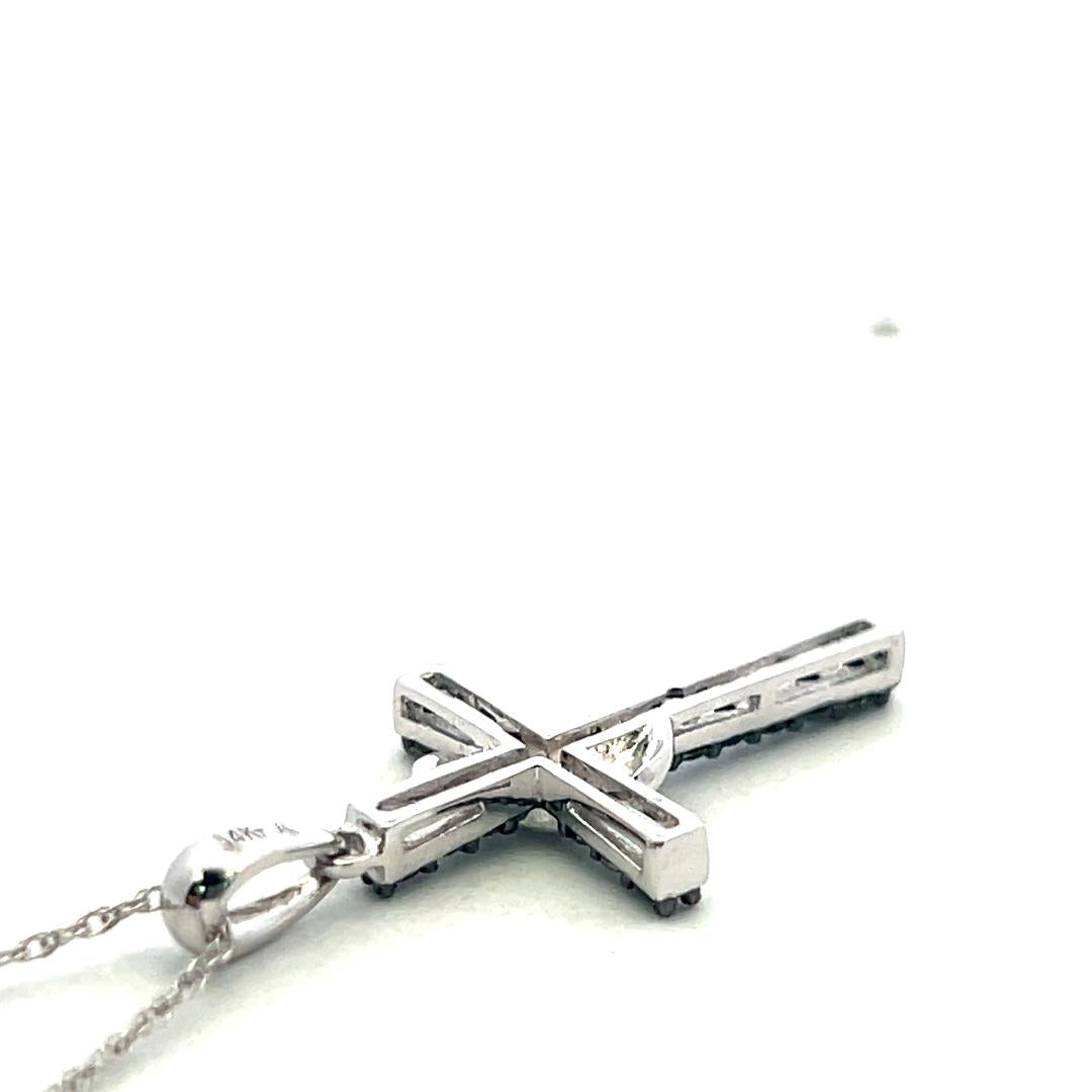 14K White Gold Cross Pendant Necklace with 0.24 Carat Round G VS Diamonds