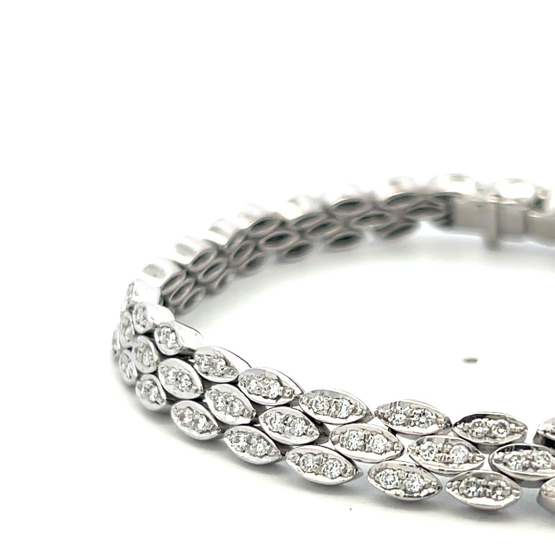 Vintage 18K White Gold Link Bracelet with 1.86 Carat Round G-VS Diamonds