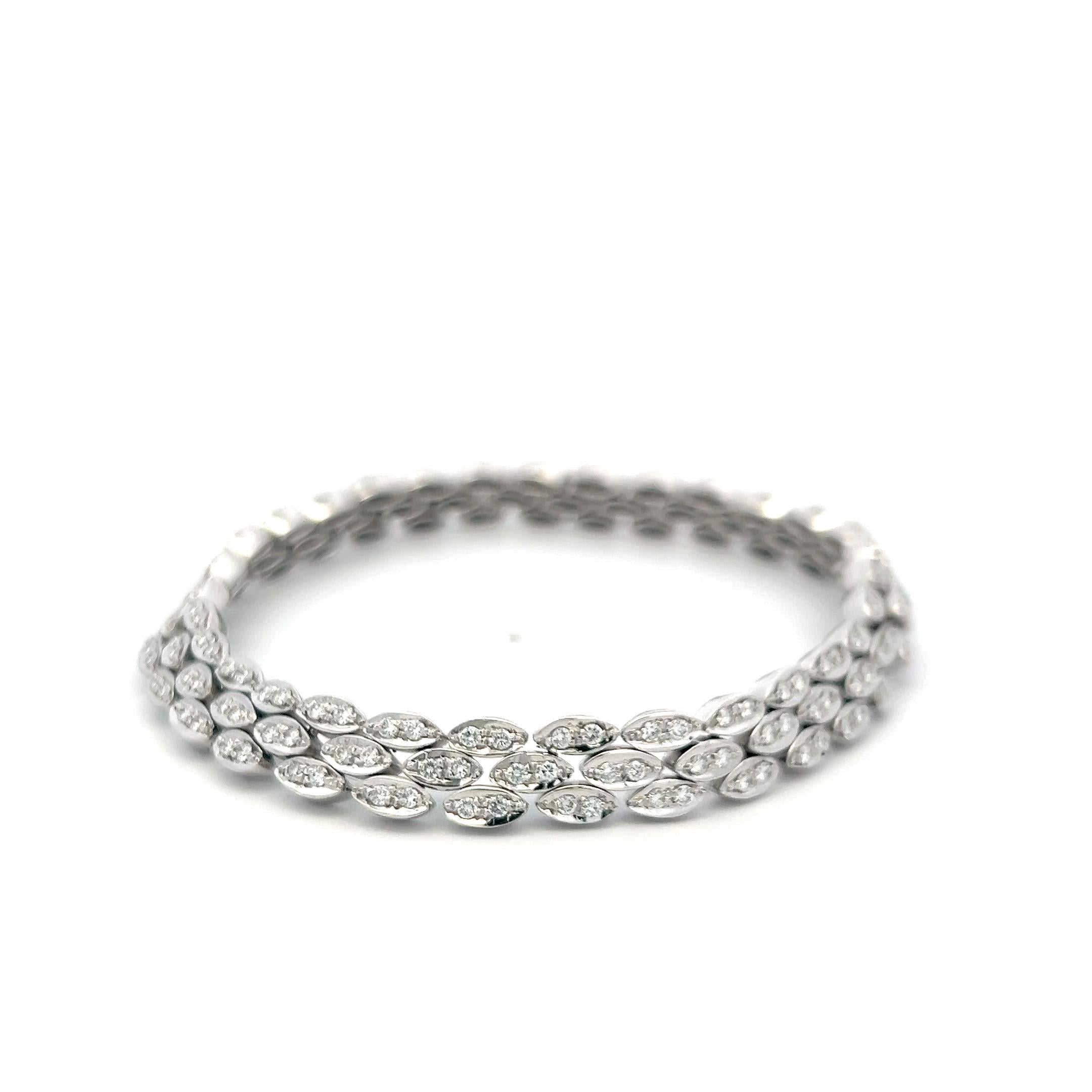 Vintage 18K White Gold Link Bracelet with 1.86 Carat Round G-VS Diamonds