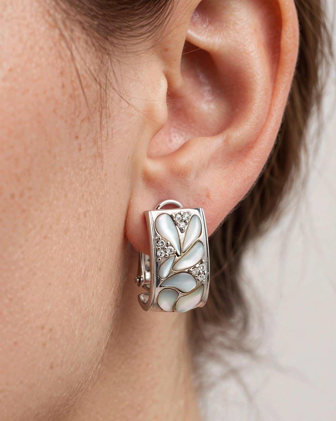14K White Gold Clip-On Earrings with 0.2 Carat Round I SI Diamonds