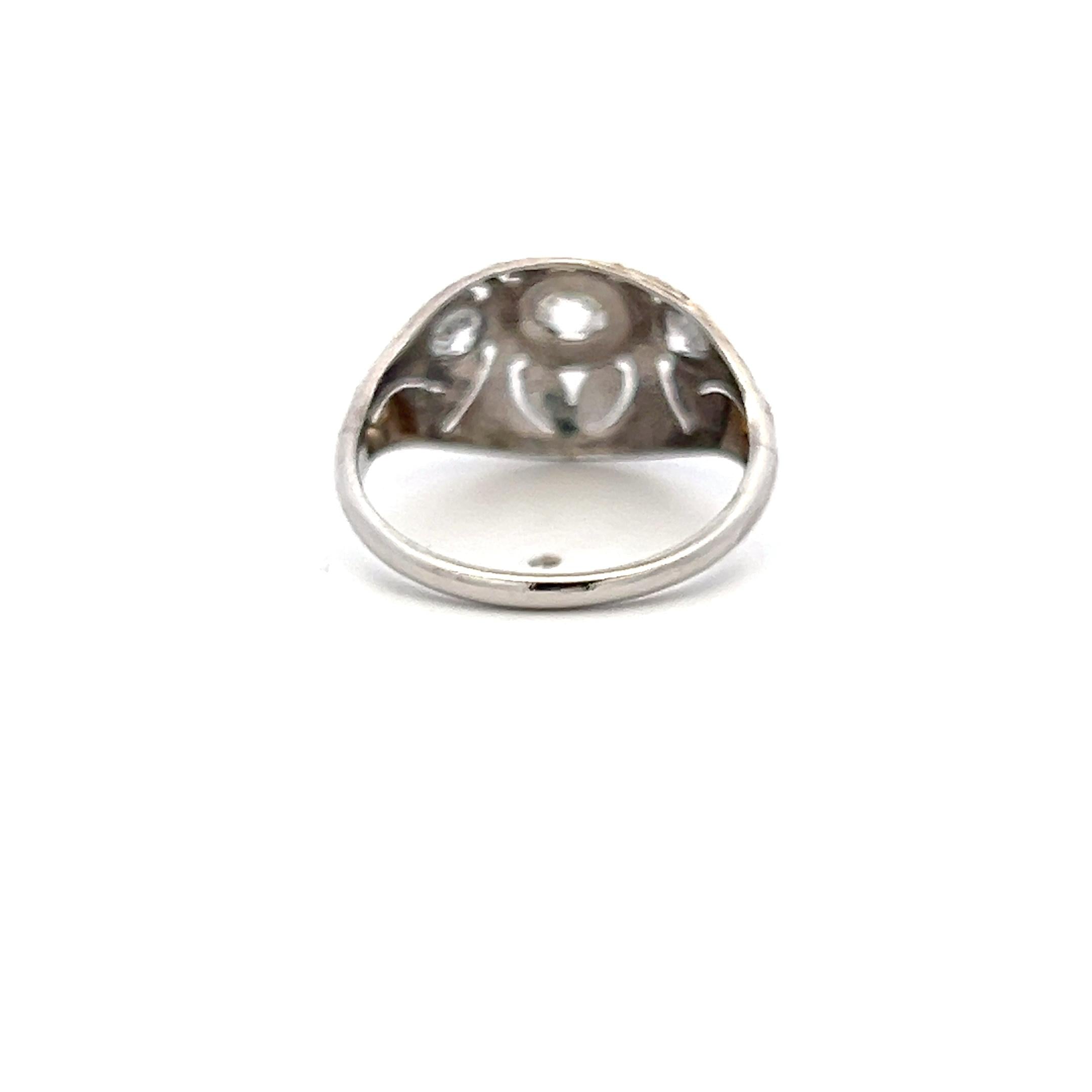 Platinum Art Deco Ring with 0.78 Carat Old European Cut Diamonds Size 6.75
