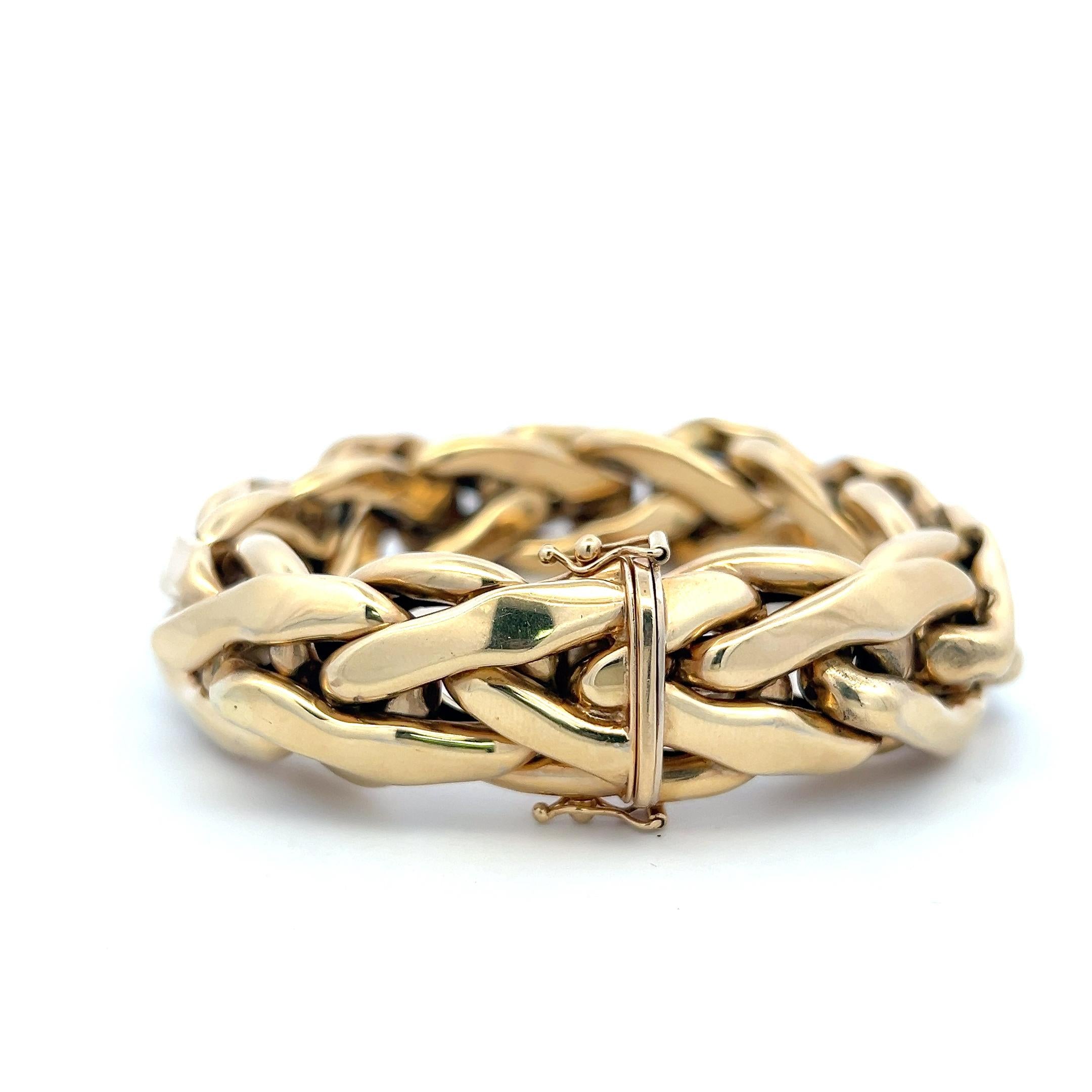 Vintage 14 Karat Yellow Gold Bold Link Bracelet 41.15 Grams