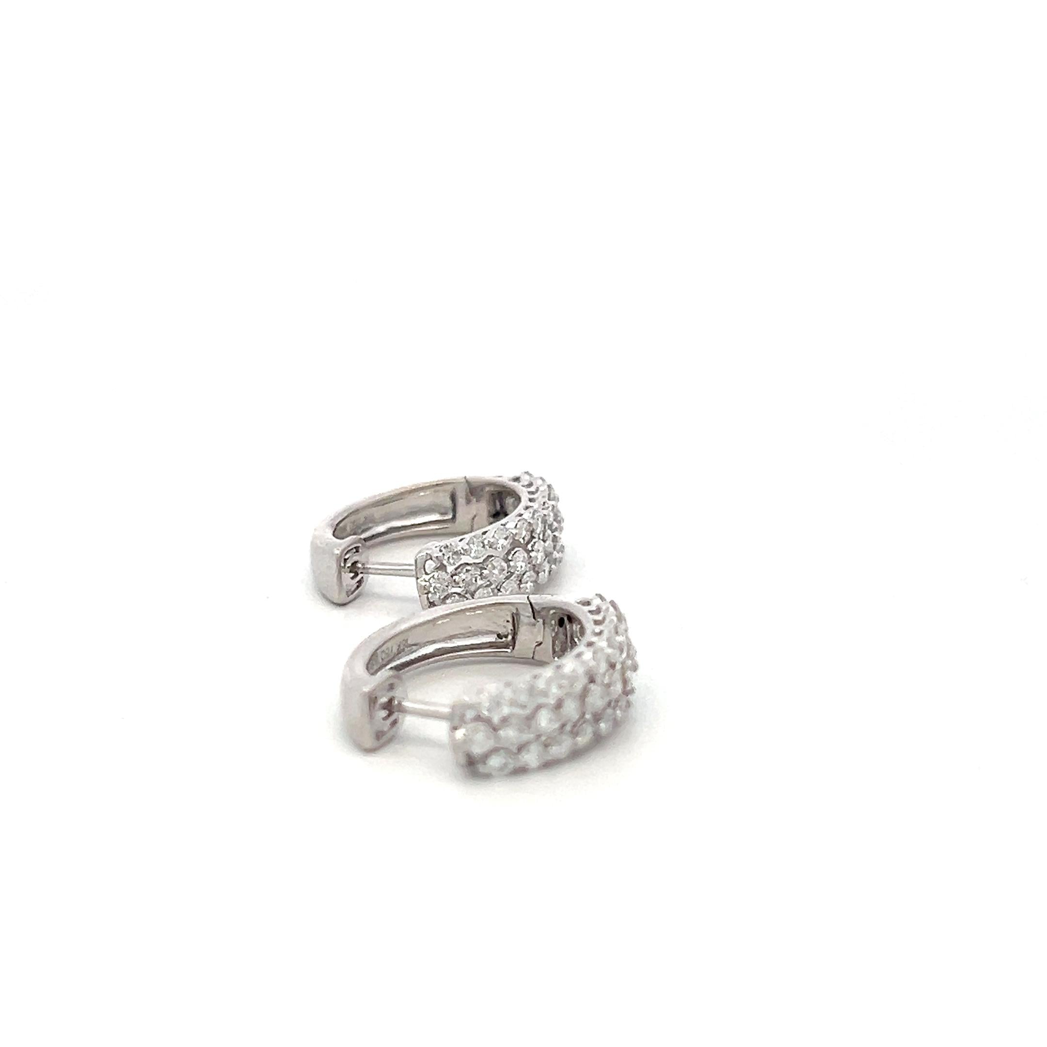 Vintage 18K White Gold Hoop Earrings with 1 Carat Round I I1 Diamonds