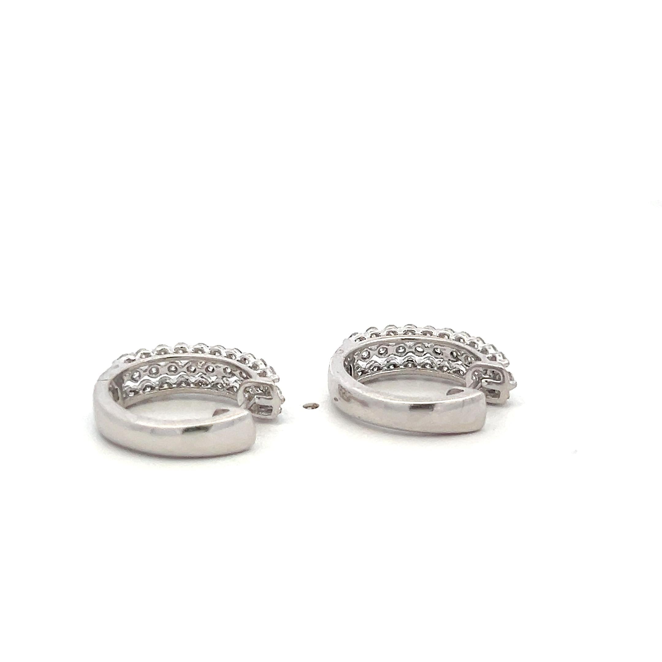 Vintage 18K White Gold Hoop Earrings with 1 Carat Round I I1 Diamonds