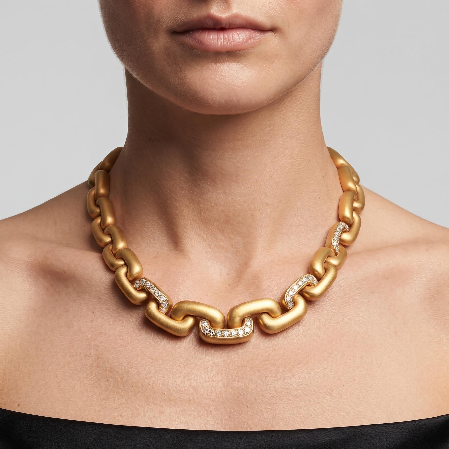 Marlene Stowe 18K Yellow Gold Link Necklace with 1.5 Carat Round G VS Diamonds