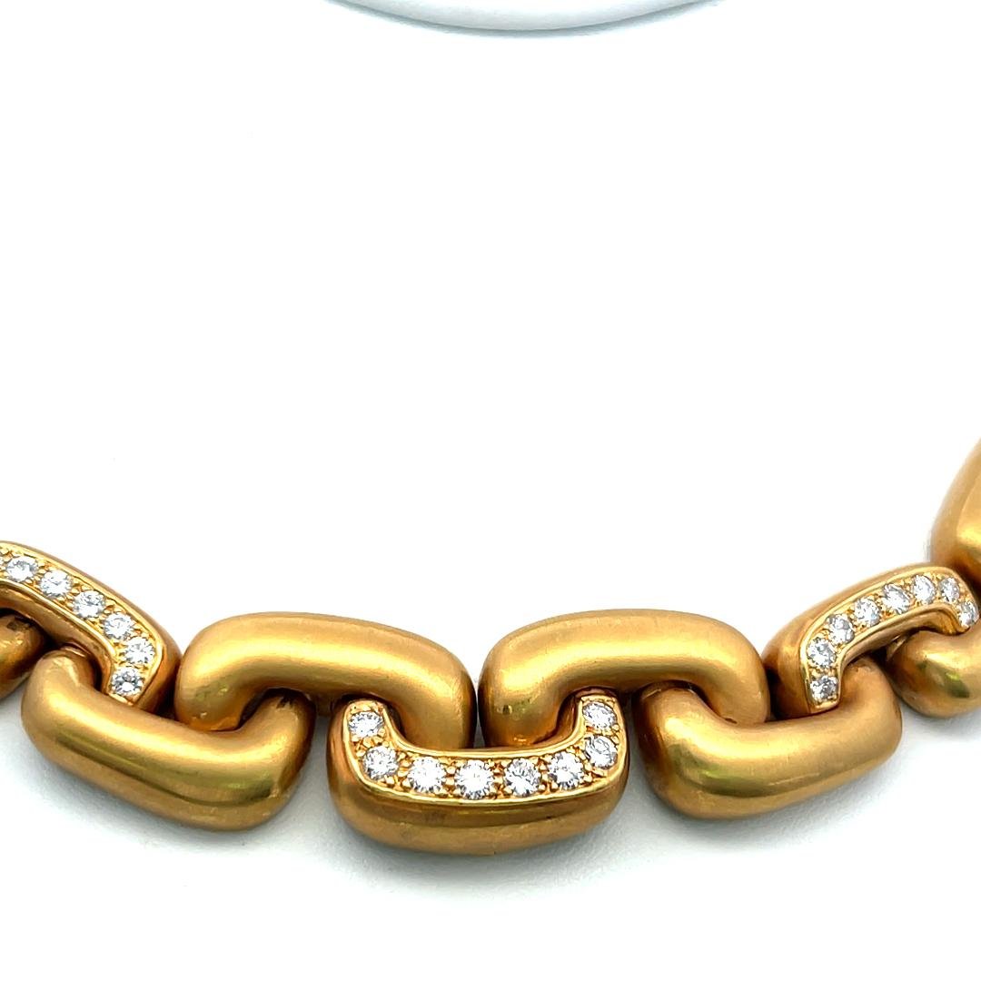 Marlene Stowe 18K Yellow Gold Link Necklace with 1.5 Carat Round G VS Diamonds