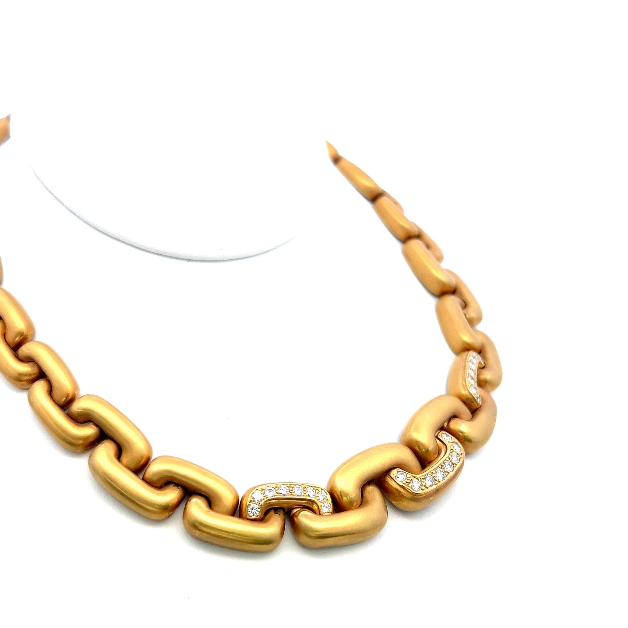 Marlene Stowe 18K Yellow Gold Link Necklace with 1.5 Carat Round G VS Diamonds