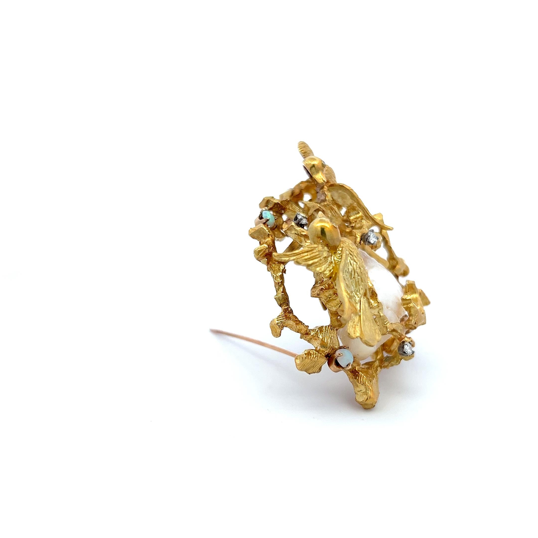 18K YG Pin Brooch with 0.32 Carat Round G VS Diamonds 3.00-3.7mm Opal & Pearls