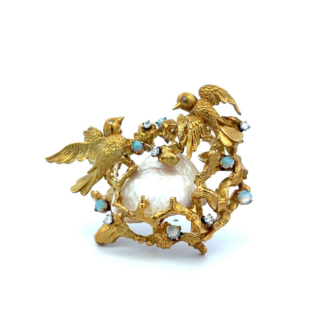 18K YG Pin Brooch with 0.32 Carat Round G VS Diamonds 3.00-3.7mm Opal & Pearls