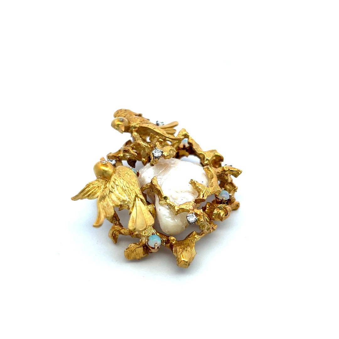 18K YG Pin Brooch with 0.32 Carat Round G VS Diamonds 3.00-3.7mm Opal & Pearls