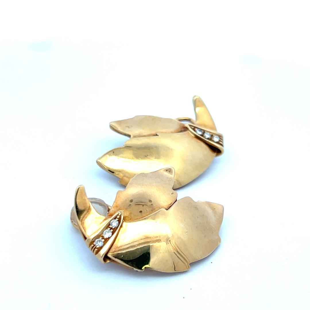 Vintage 18K Yellow Gold Clip-On Earrings with 0.15 Carat Round H VS Diamonds