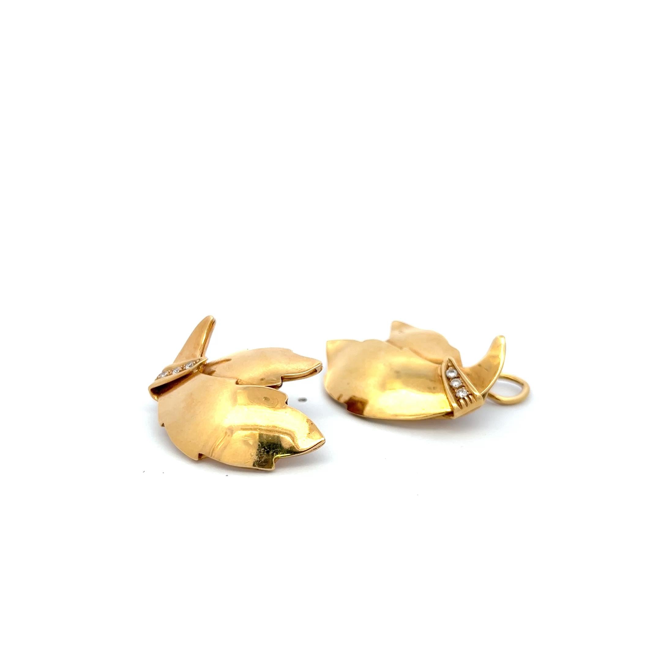 Vintage 18K Yellow Gold Clip-On Earrings with 0.15 Carat Round H VS Diamonds