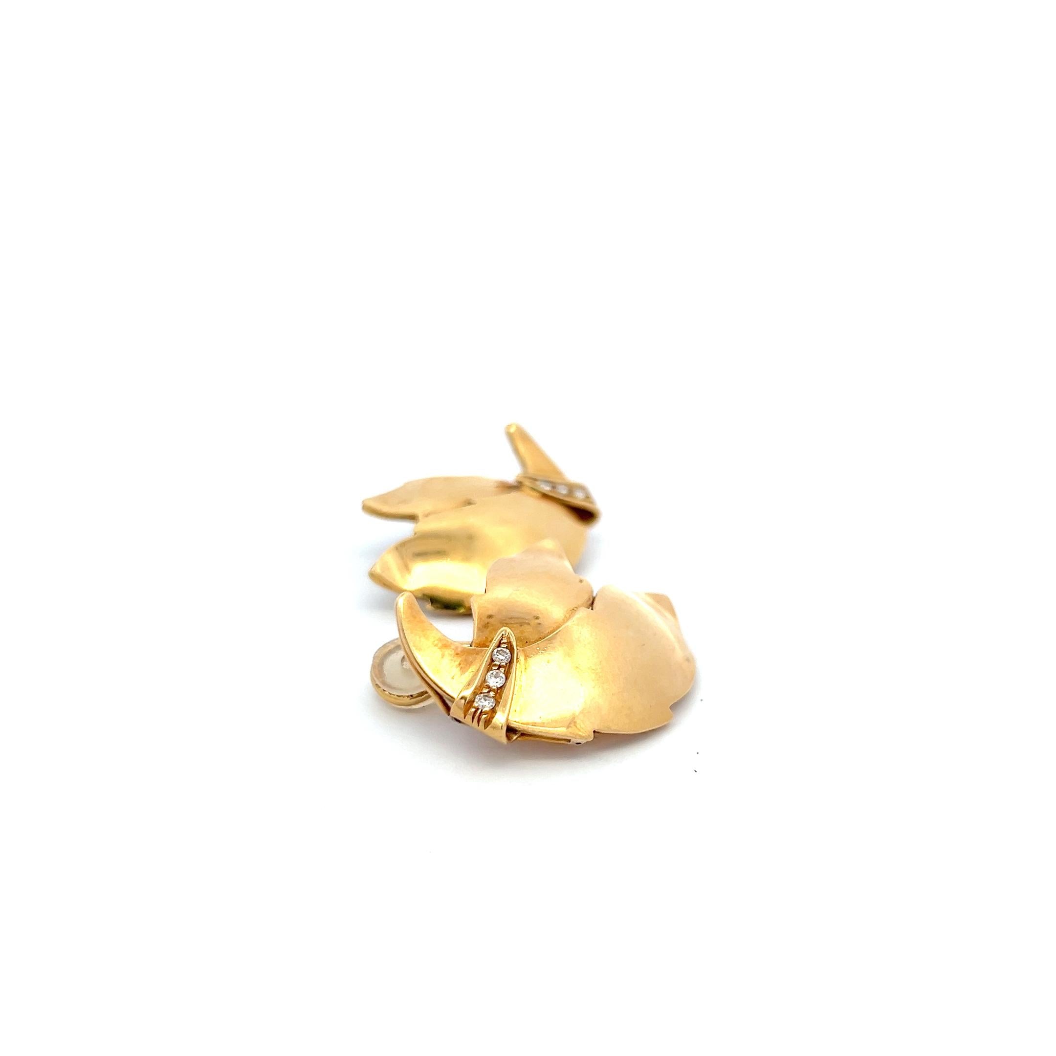 Vintage 18K Yellow Gold Clip-On Earrings with 0.15 Carat Round H VS Diamonds