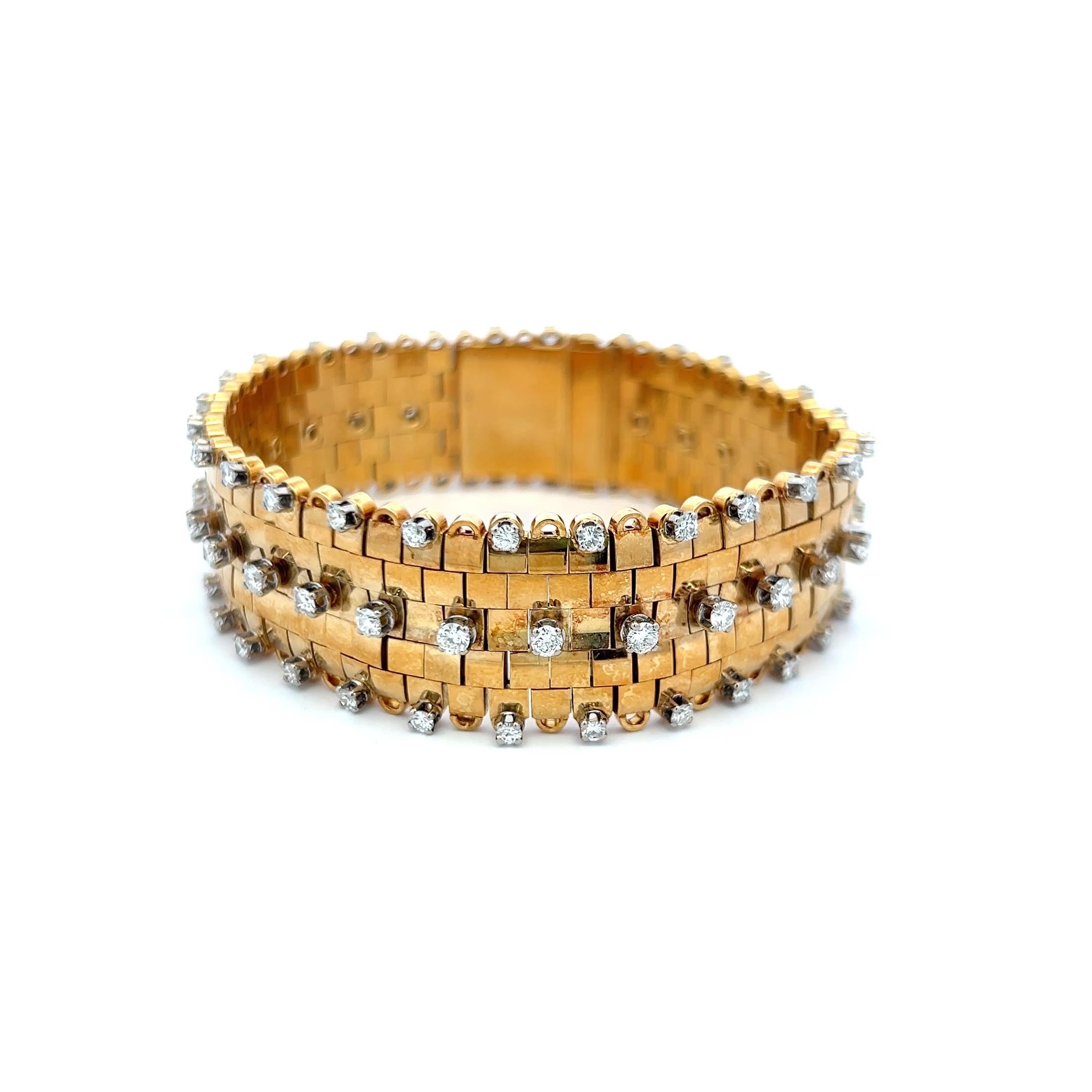 Vintage 18K Yellow Gold Link Bracelet with 3 Carat Round H-SI Diamonds