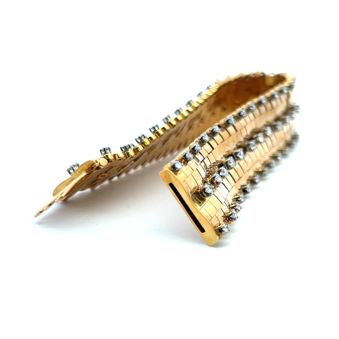 Vintage 18K Yellow Gold Link Bracelet with 3 Carat Round H-SI Diamonds