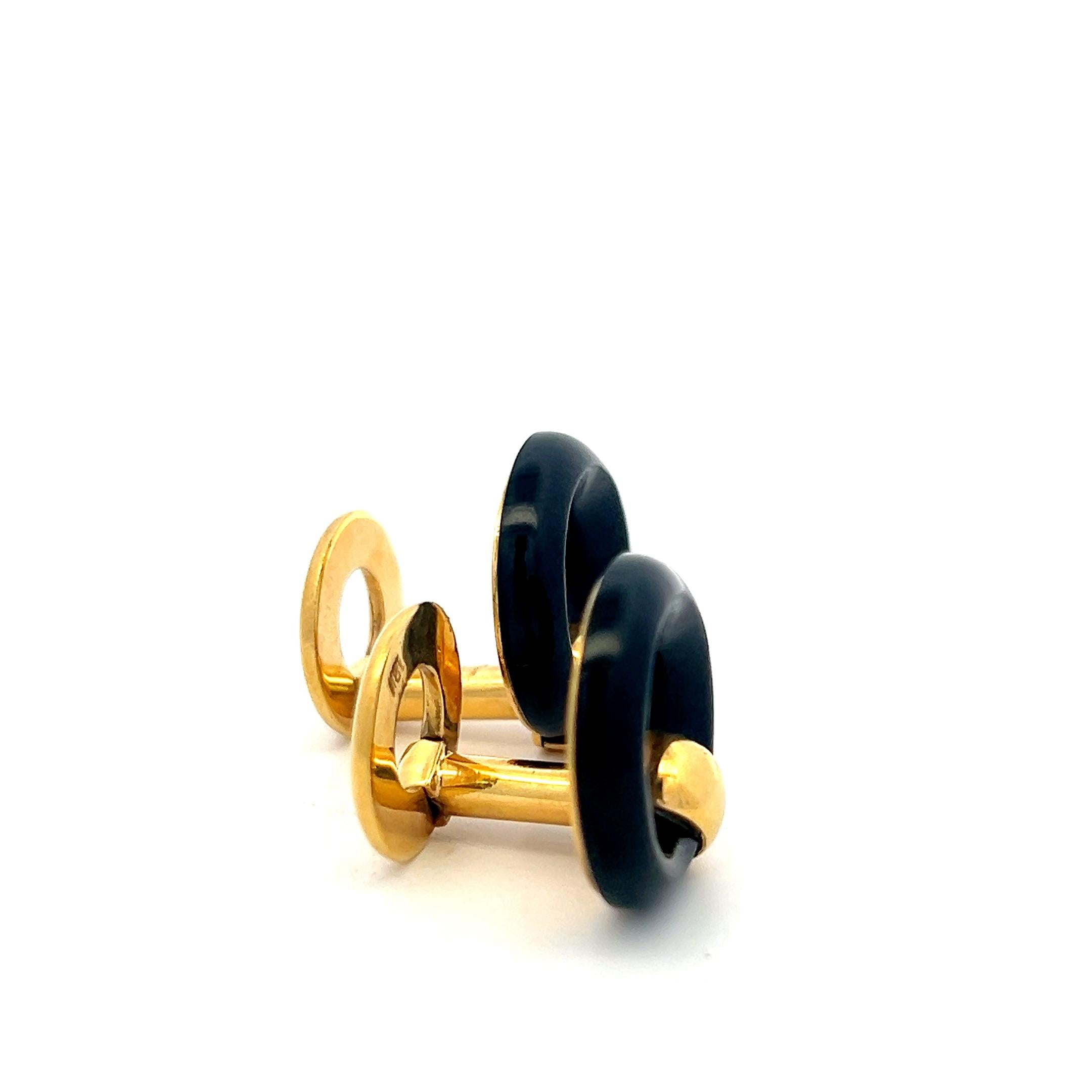 Van Cleef & Arpels Vintage 18 Karat Yellow Gold Locking Cufflinks 20.5 Grams