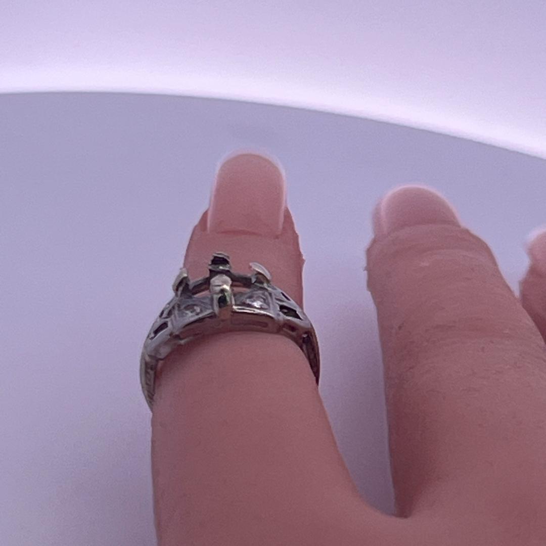 Vintage Platinum Semi Mount Ring with 0.08 Carat Diamond Fits 5.6x6.5mm 0.84ct++