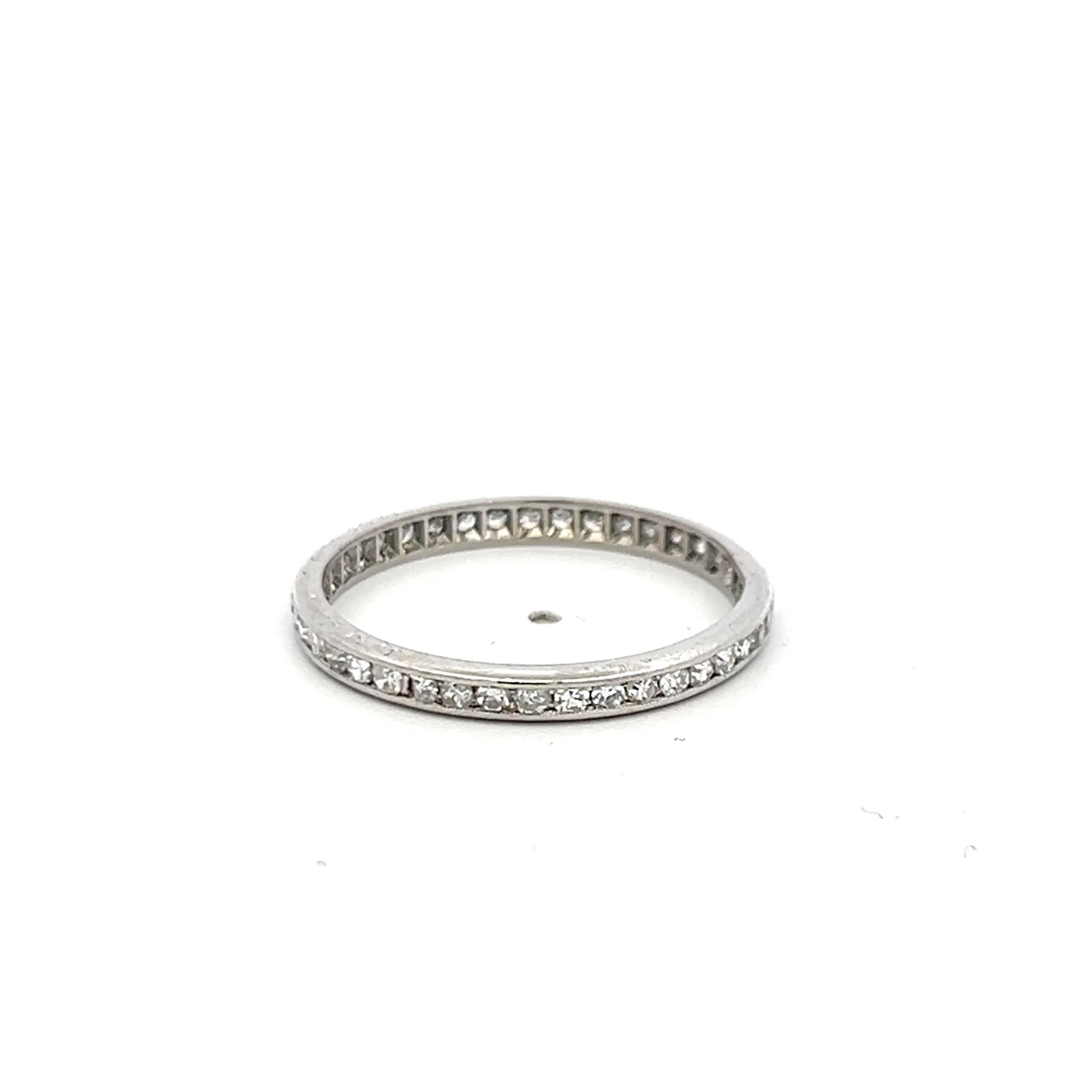 14K White Gold Eternity Band Ring with 0.52 Carat Round I VS Diamonds Size 9.25