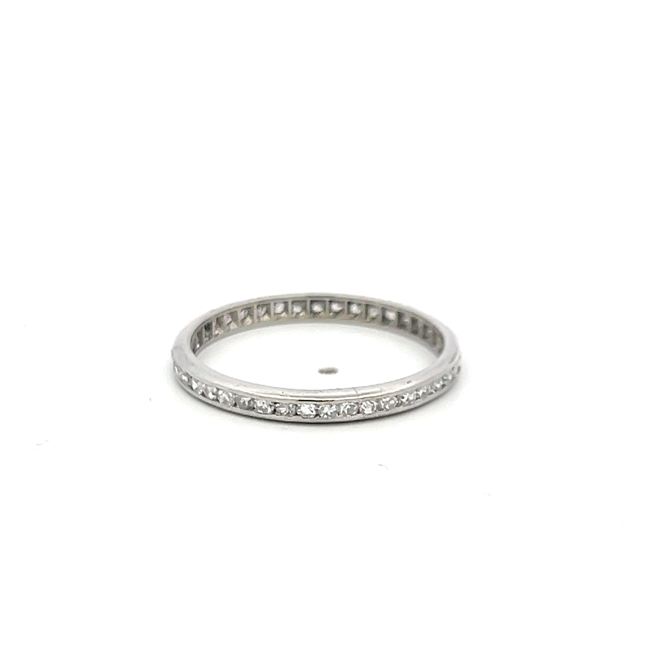 14K White Gold Eternity Band Ring with 0.52 Carat Round I VS Diamonds Size 9.25