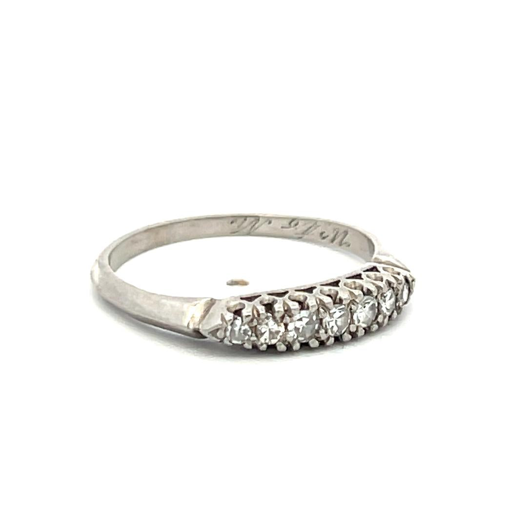 Vintage Platinum Band Ring with 0.9 Carat I-SI Round Diamonds Size 6.5