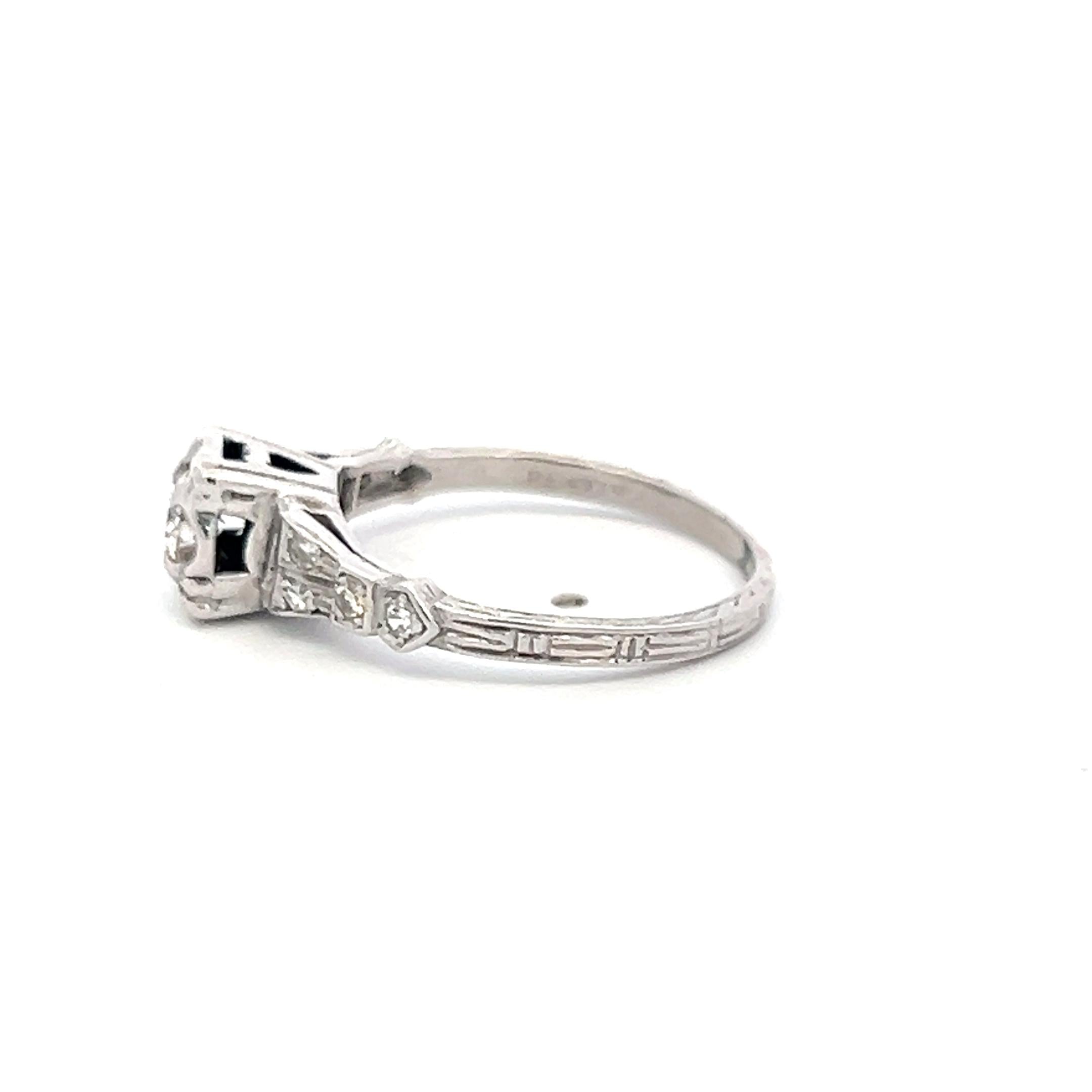 Vintage Platinum Engagement Ring 0.31 Carat Round I-VS Diamonds Size 6