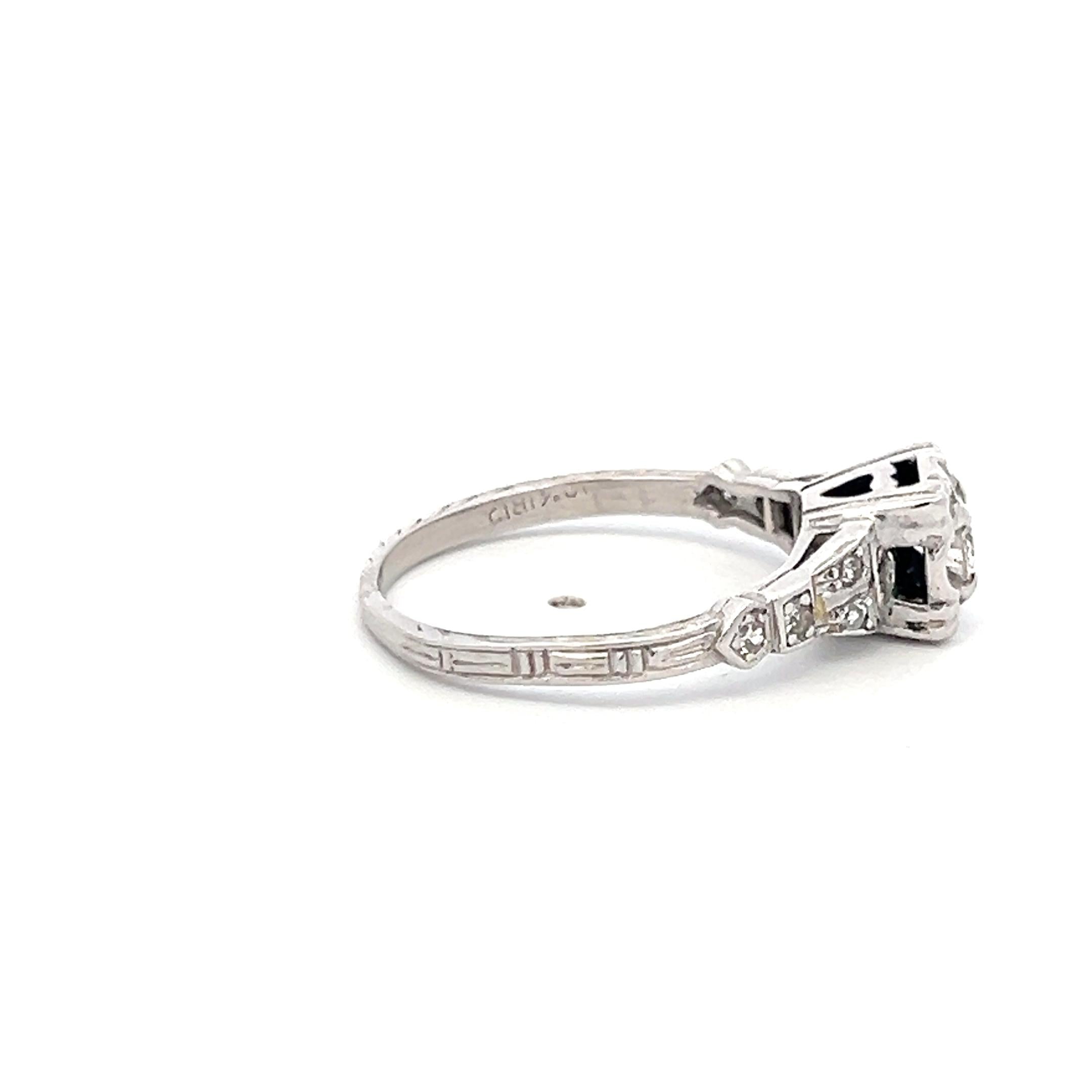 Vintage Platinum Engagement Ring 0.31 Carat Round I-VS Diamonds Size 6