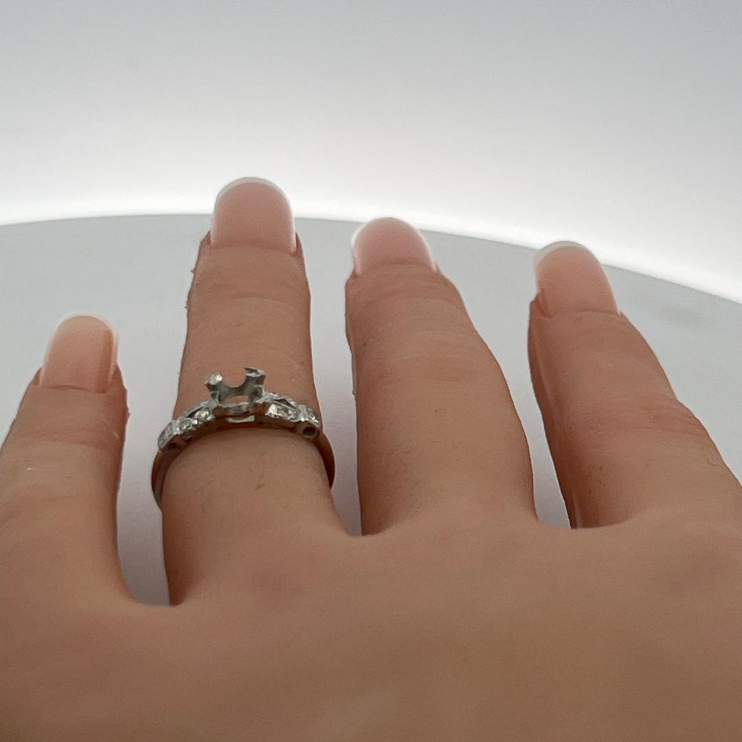 Platinum Semi Mount Ring with 0.1 Ct Circular Diamonds Fits 5.63x5.41 MM 0.63ct+