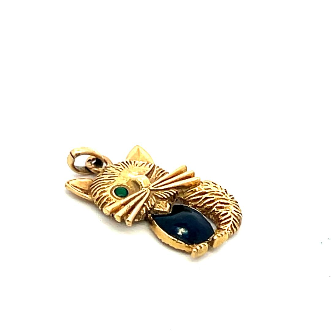 Van Cleef & Arpels 18K Yellow Gold Pendant with 0.03 Carat Emerald