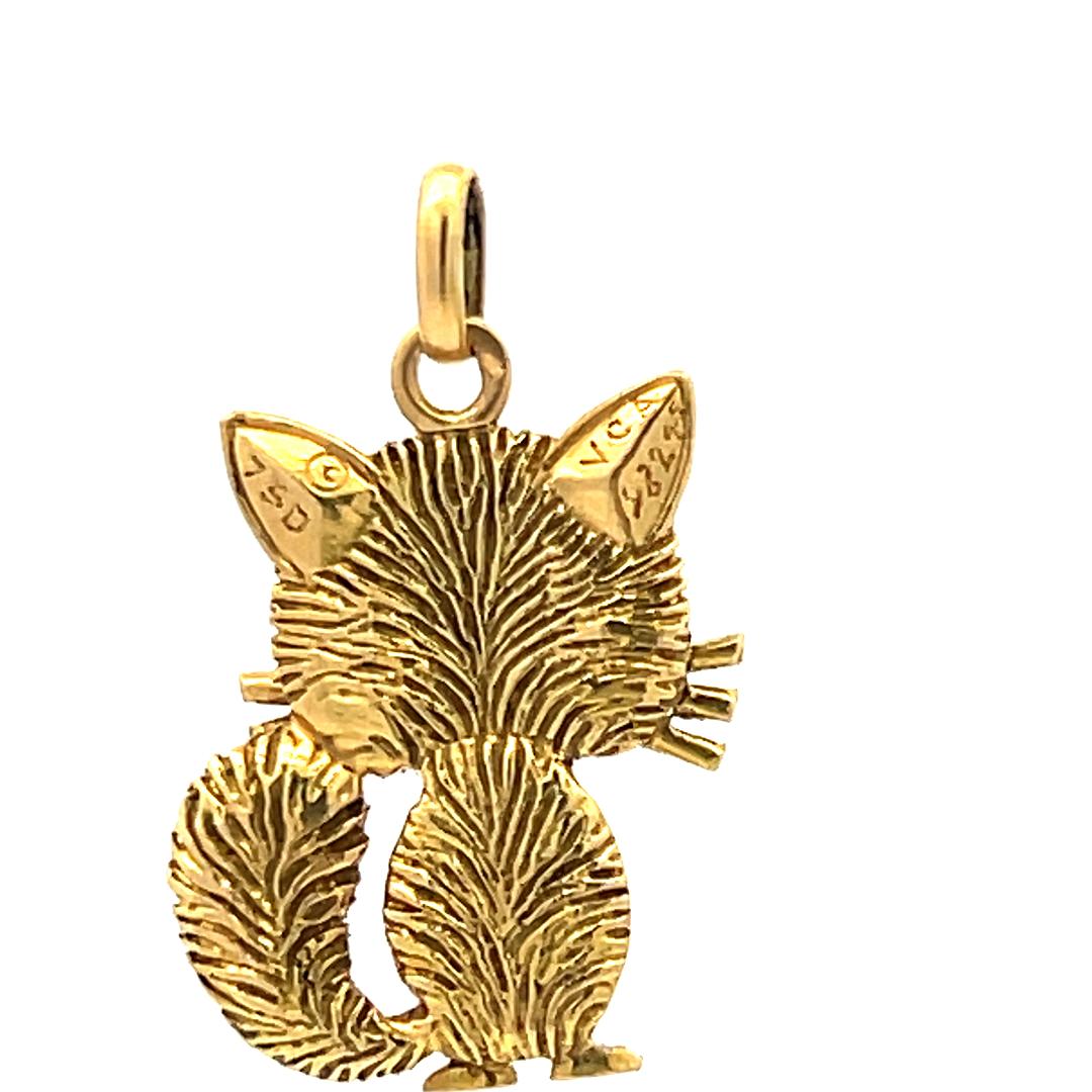 Van Cleef & Arpels 18K Yellow Gold Pendant with 0.03 Carat Emerald