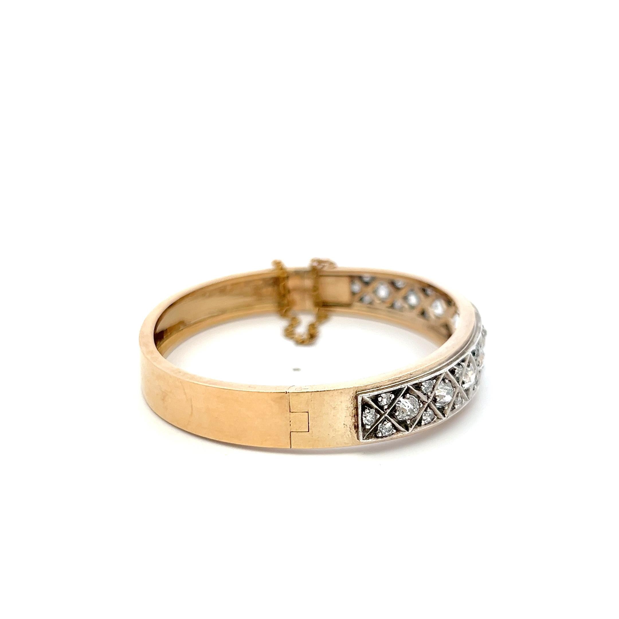 Vintage 14K Yellow Gold Bangle Bracelet with 3 Carat Old Miner Cut H-VS Diamonds