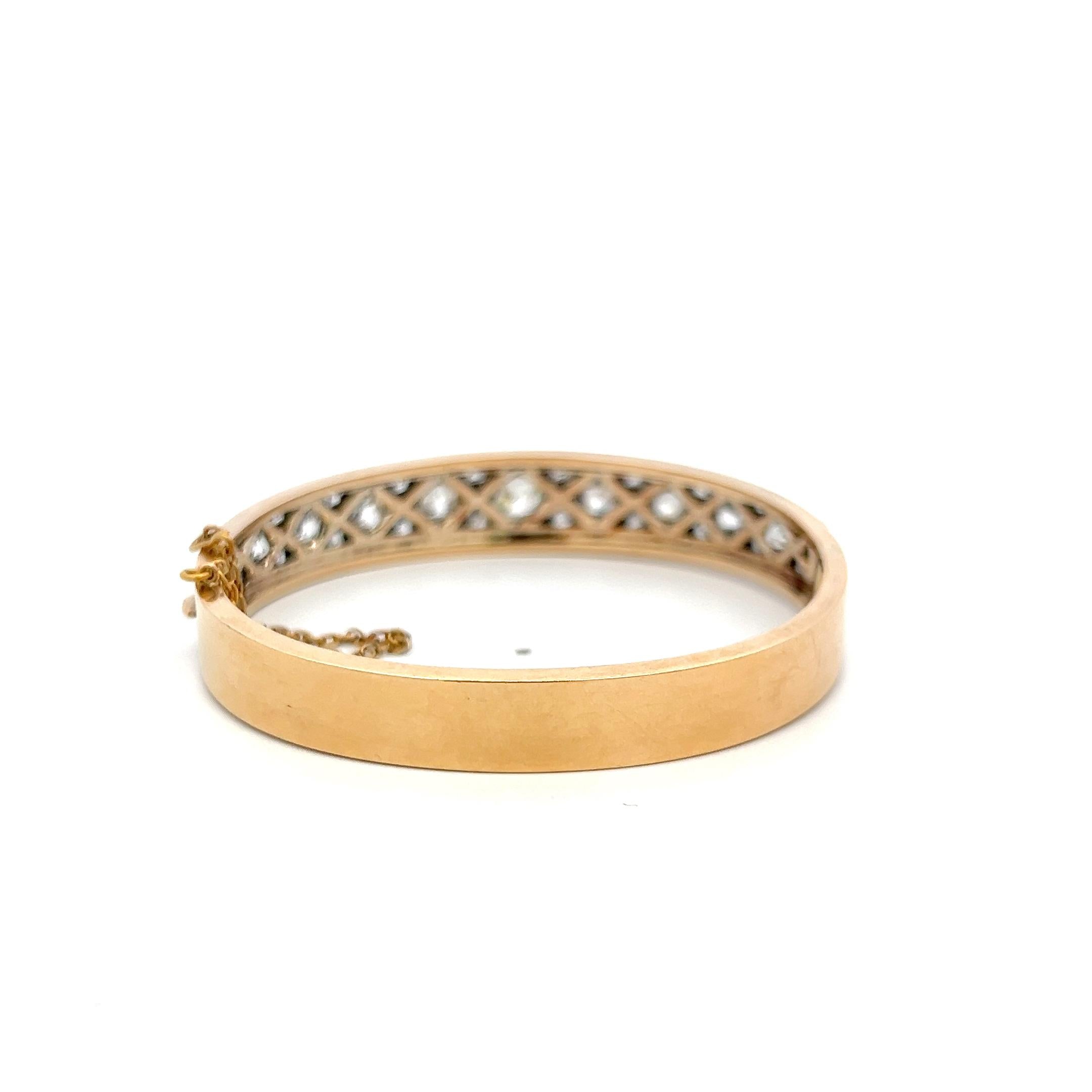 Vintage 14K Yellow Gold Bangle Bracelet with 3 Carat Old Miner Cut H-VS Diamonds