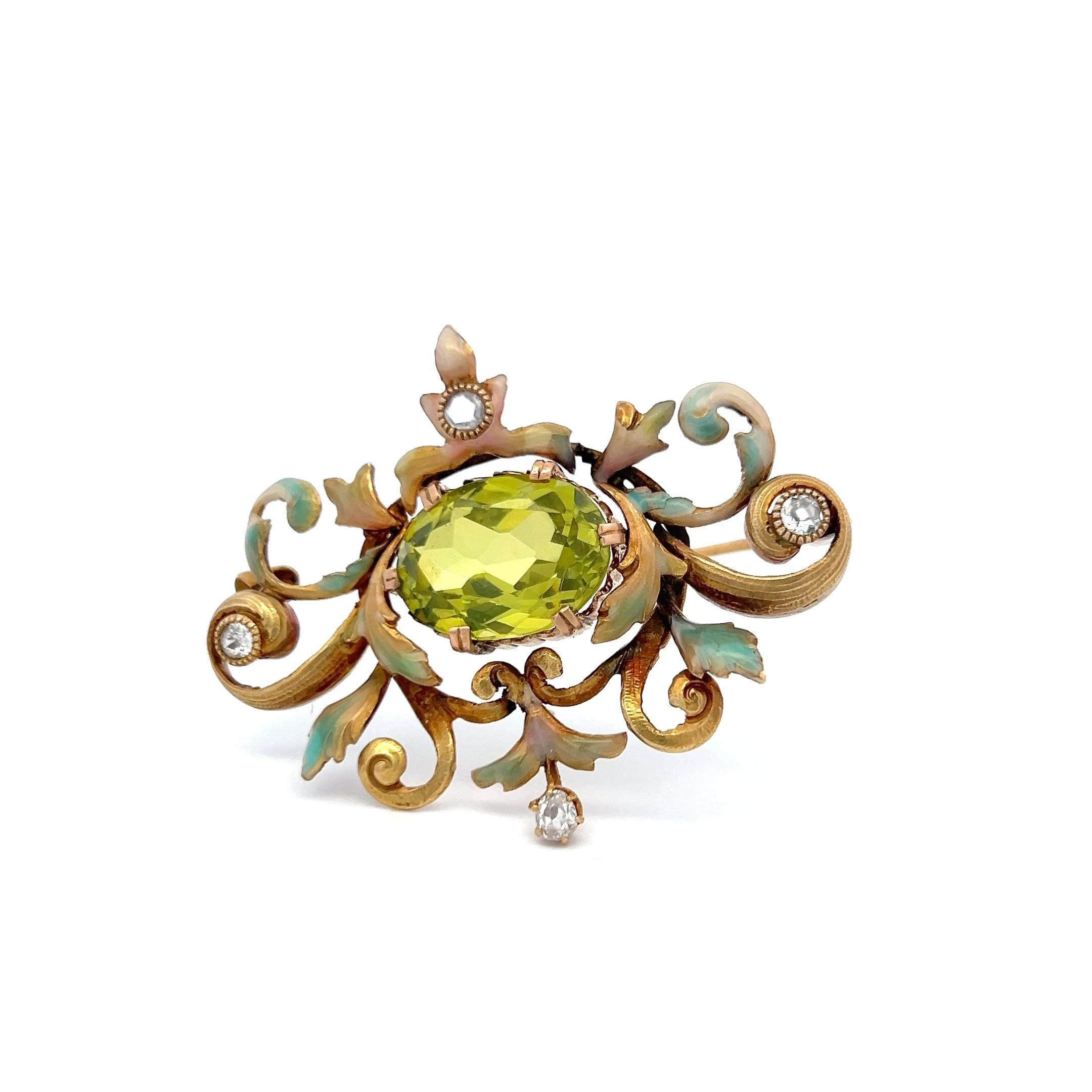 Vintage 18K Yellow Gold Pin Brooch with 0.4 Carat Diamonds 15 Carat Oval Peridot