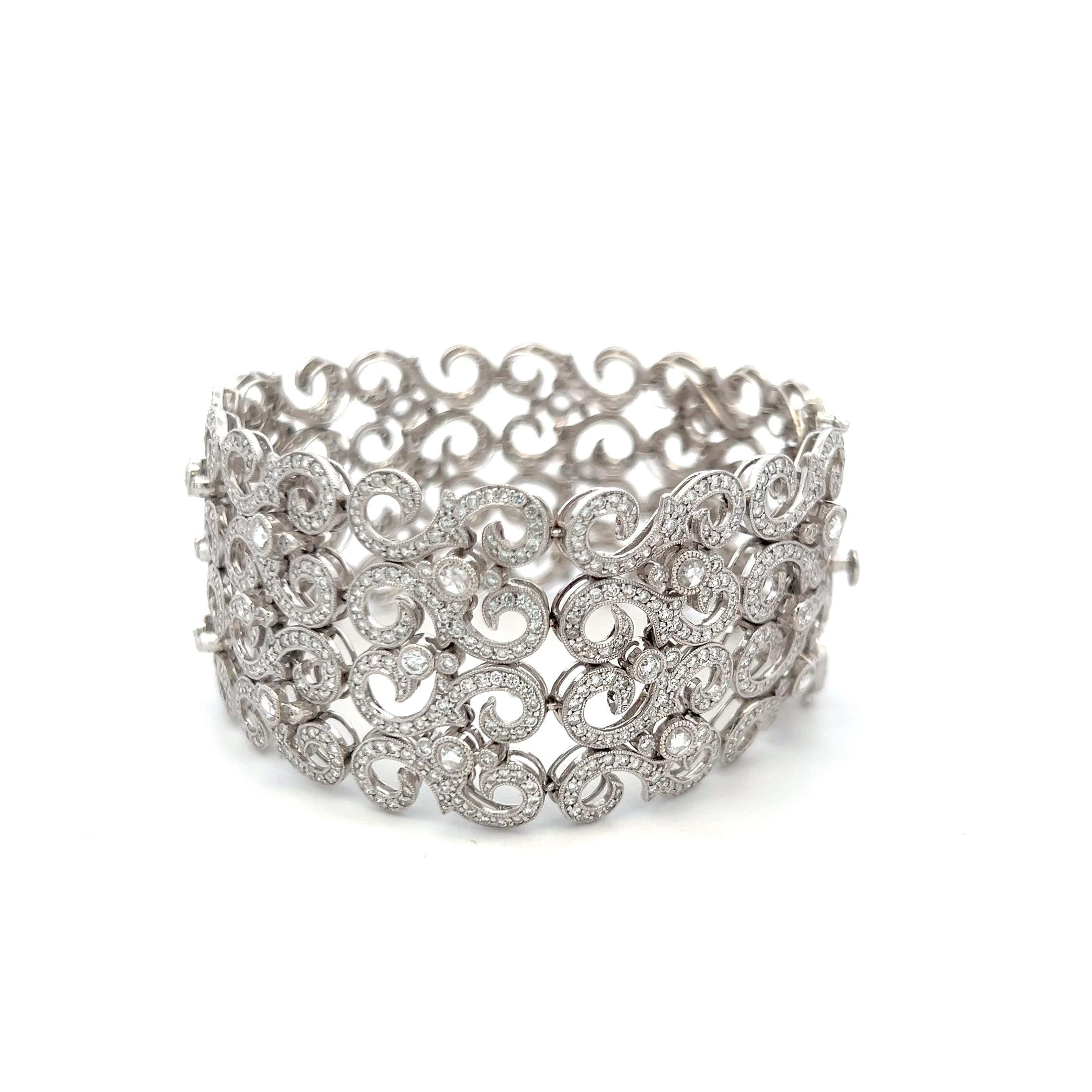 Vintage Unique 18K White Gold Link Bracelet with 8.98 Carat Round I-VS Diamonds