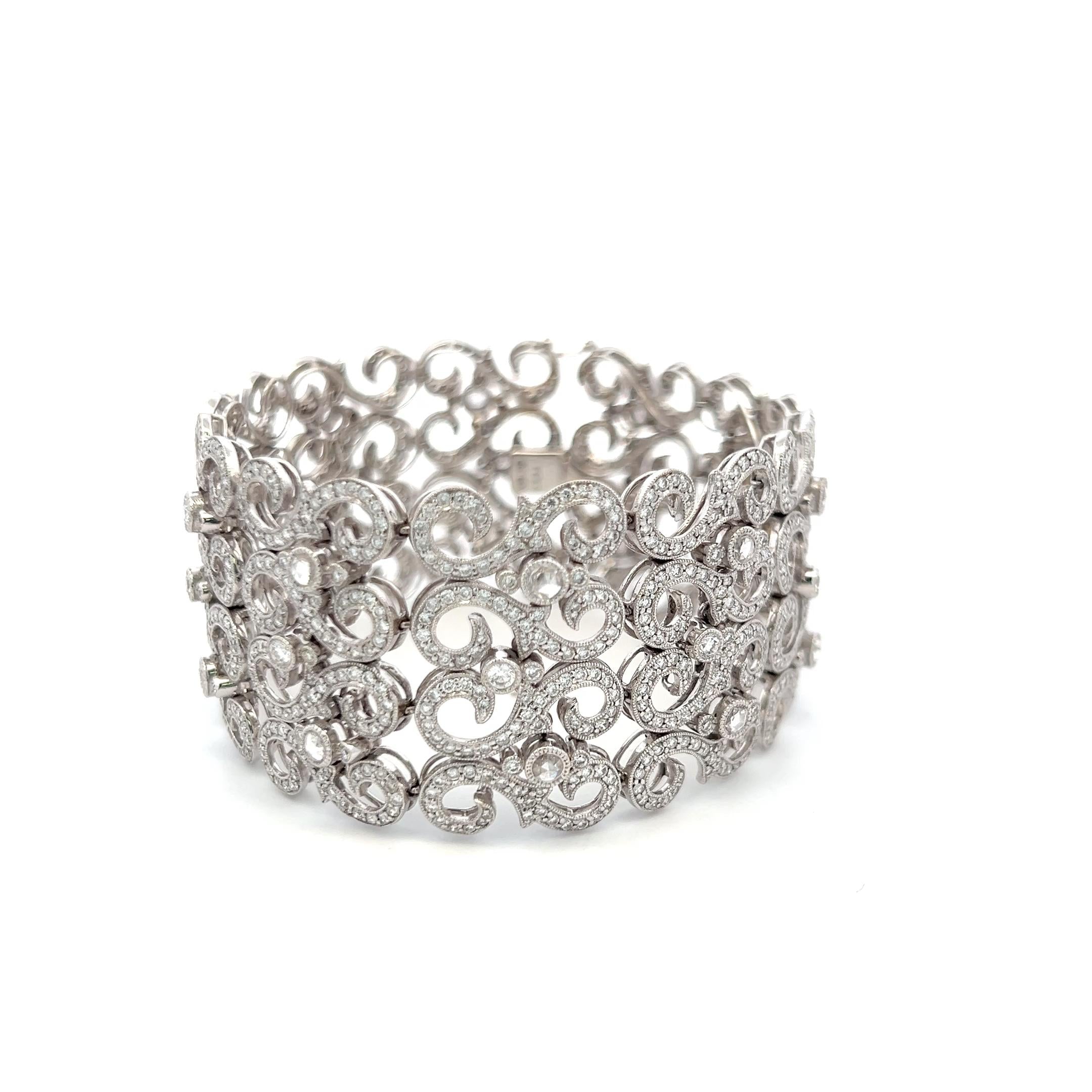 Vintage Unique 18K White Gold Link Bracelet with 8.98 Carat Round I-VS Diamonds