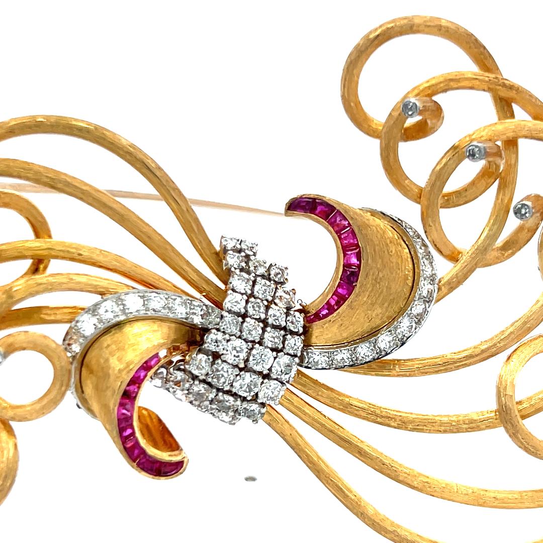 Vintage 18K Gold Pin Brooch with 2.25 Carat Diamonds & 0.6 Carat Ruby