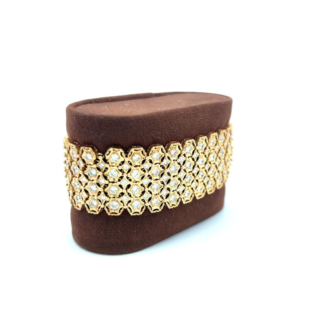 18 Karat Yellow Gold Link Bracelet with 9.2 Carat Round H-SI Diamonds