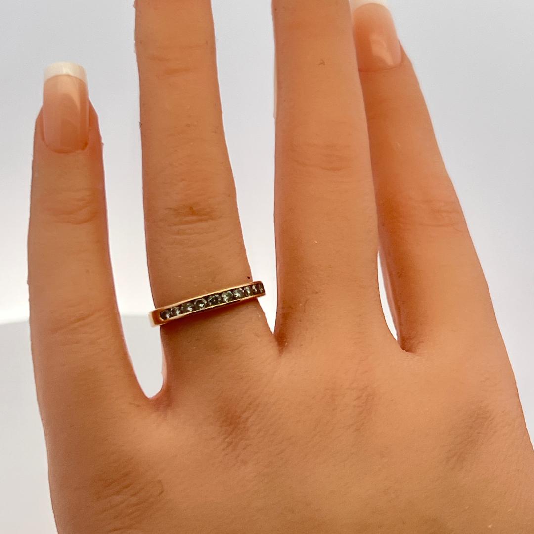 Vintage 14K YG Gold Band Ring with 0.22 Carat Round H-VS Diamonds Size 6