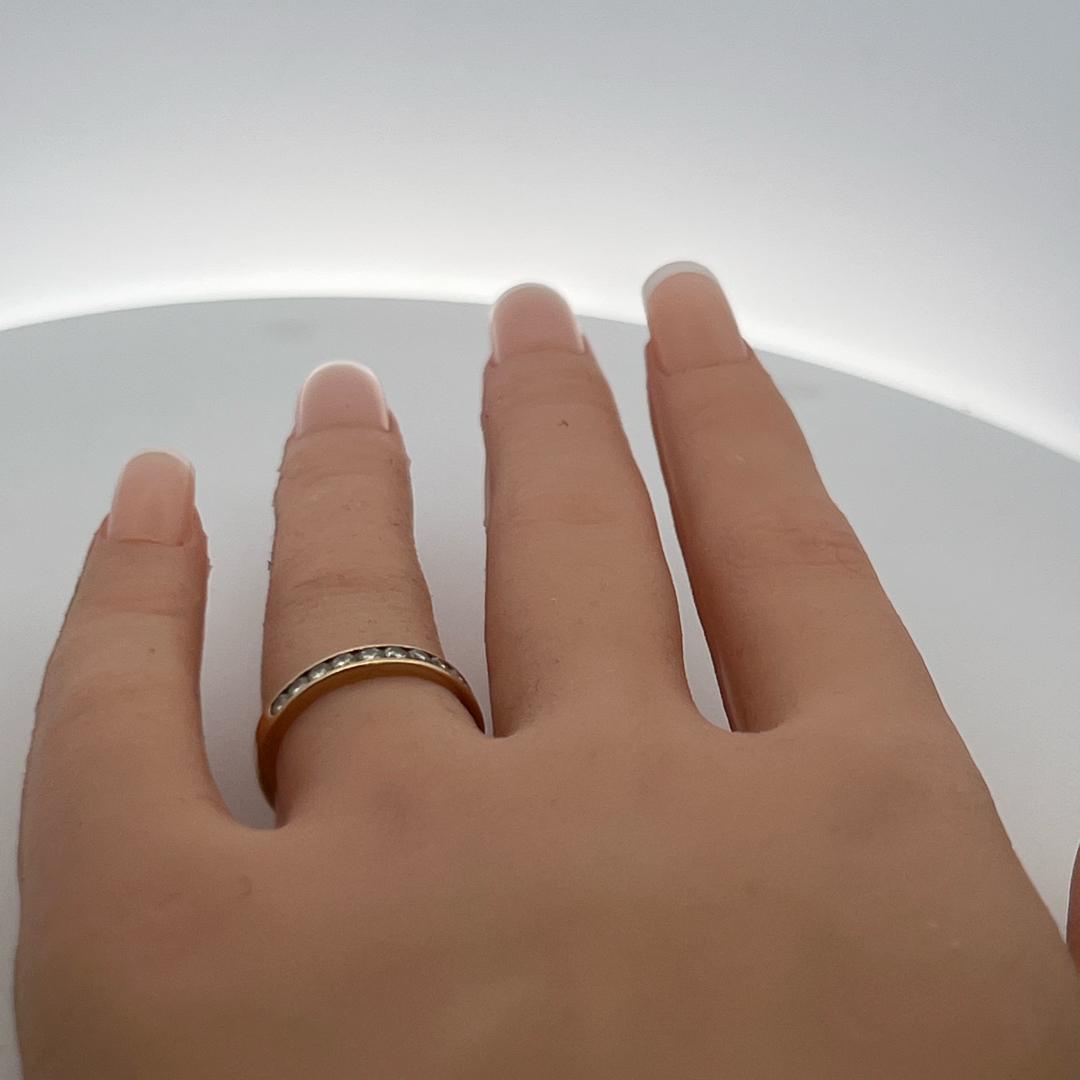 Vintage 14K YG Gold Band Ring with 0.22 Carat Round H-VS Diamonds Size 6