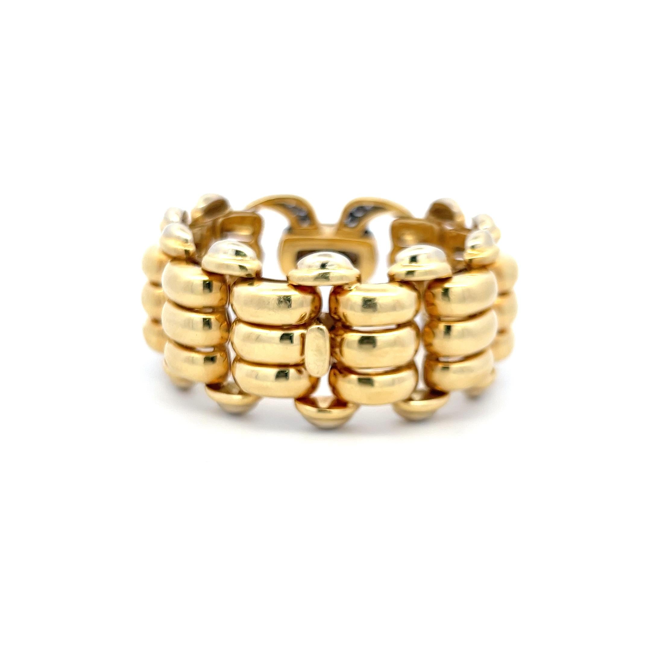 Vintage 18K Yellow Gold Link Bracelet with 3.9 Carat Round G-VS Diamonds