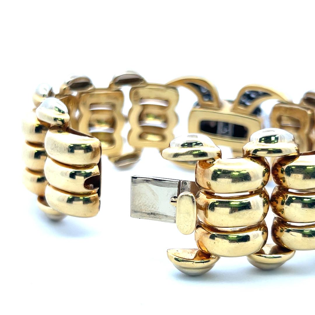 Vintage 18K Yellow Gold Link Bracelet with 3.9 Carat Round G-VS Diamonds