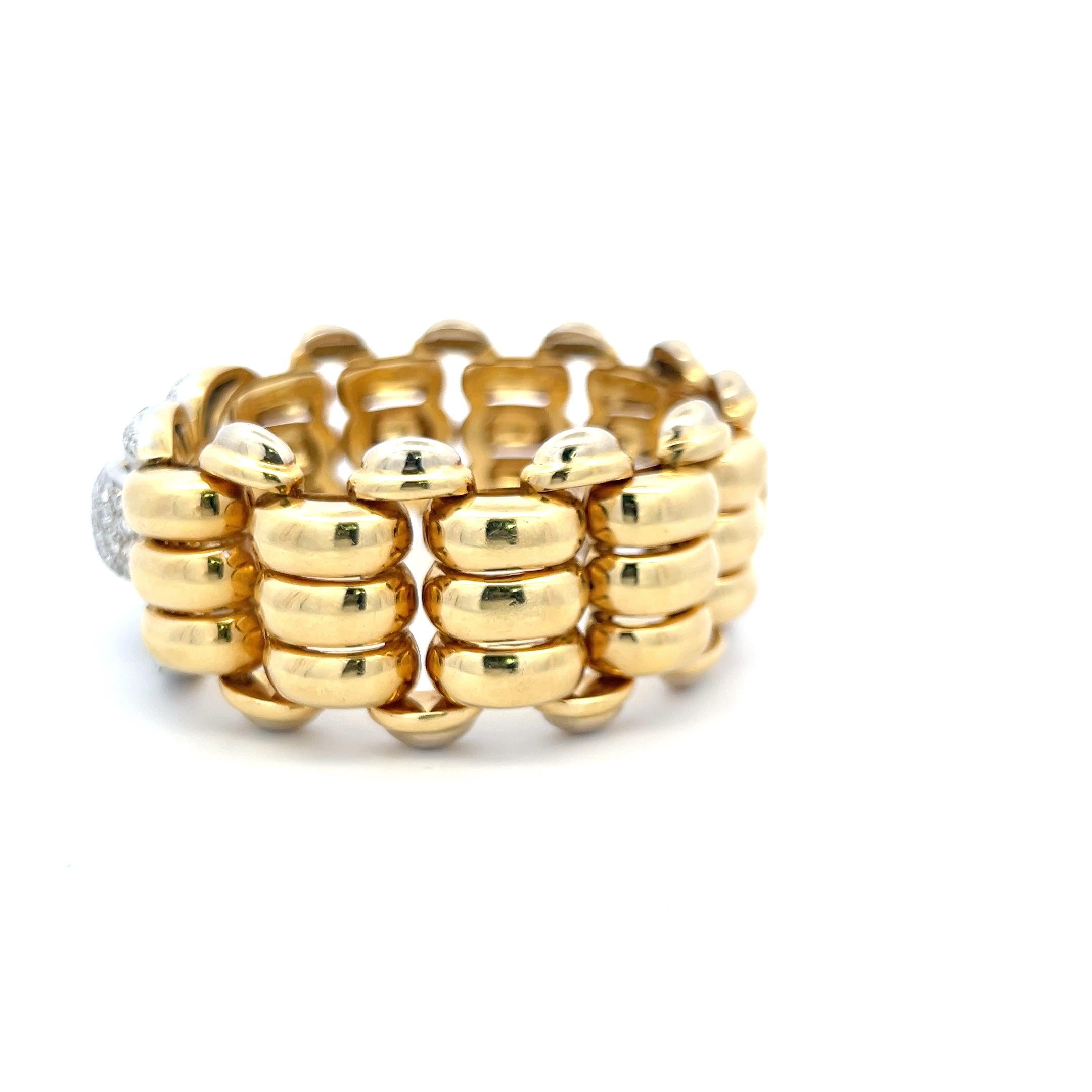 Vintage 18K Yellow Gold Link Bracelet with 3.9 Carat Round G-VS Diamonds